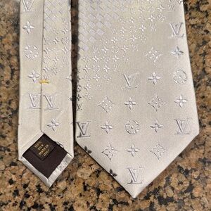 Louis Vuitton Silver Monogram Embossed Men's Tie